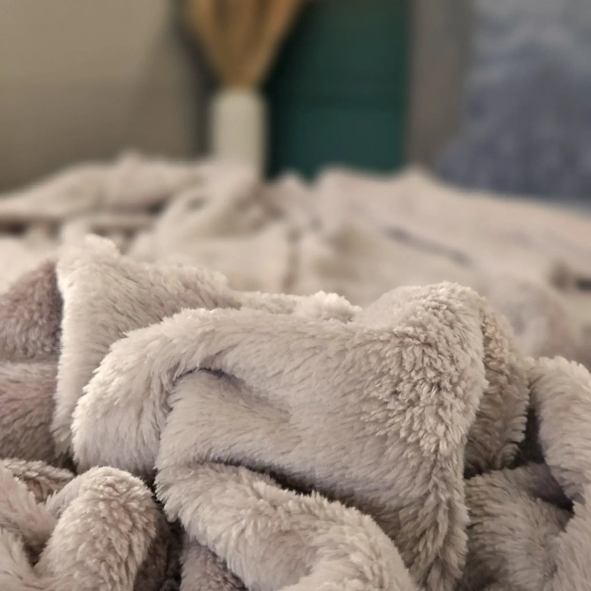 Kuscheldecke Flauschig Weich XXL180x220 Mikrofaser Wohndecke Tagesdecke Flanell