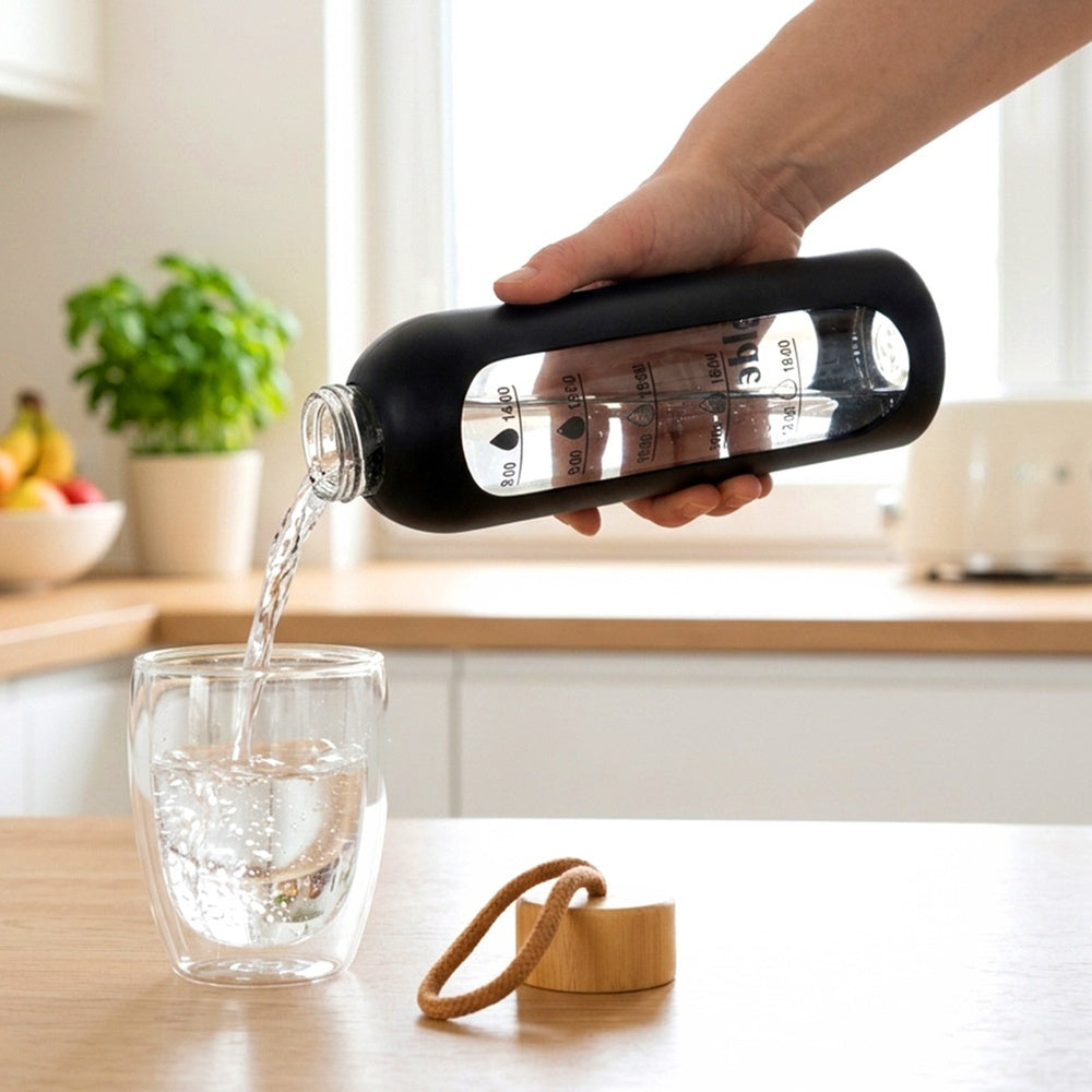 Glaswasserflasche mit Silikonüberzug - Schwarz 600ml